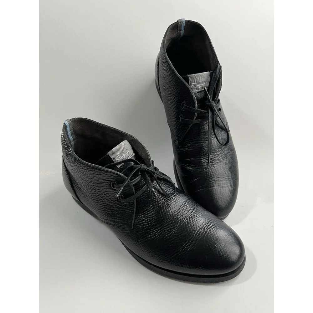 Salvatore Ferragamo World Men’s Black Leather Chukka Boots Round Toe Size 7.5
